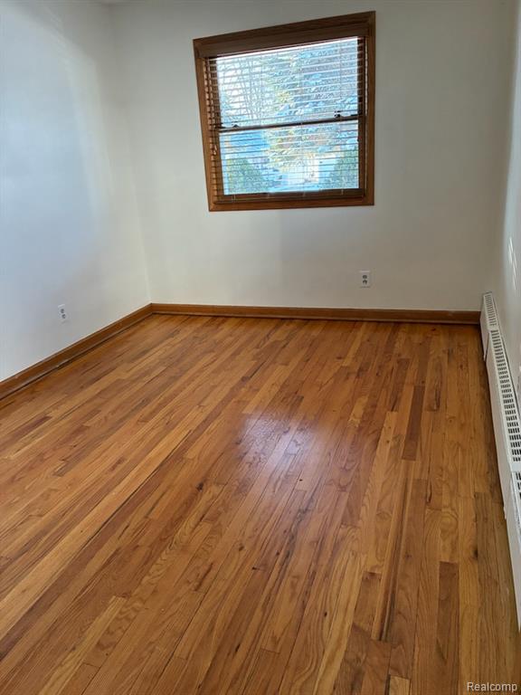 836 Miller Avenue Rochester, MI 48307 - Photo 25 of 38