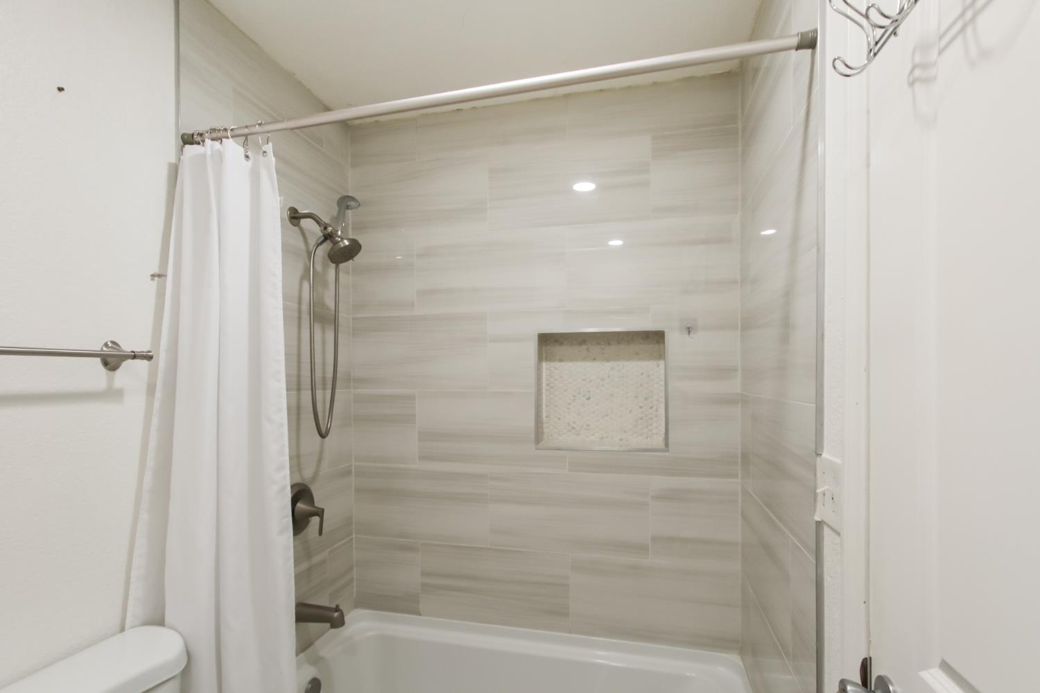 5655 Gerard Way Citrus Heights, CA 95621 - Photo 25 of 40