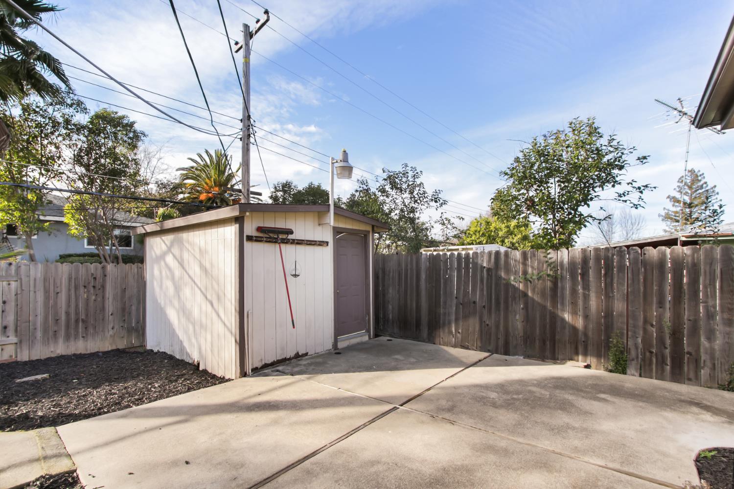 5655 Gerard Way Citrus Heights, CA 95621 - Photo 34 of 40