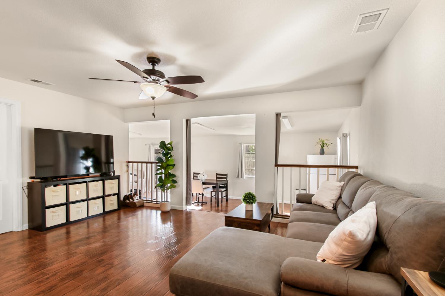 5655 Gerard Way Citrus Heights, CA 95621 - Photo 5 of 40