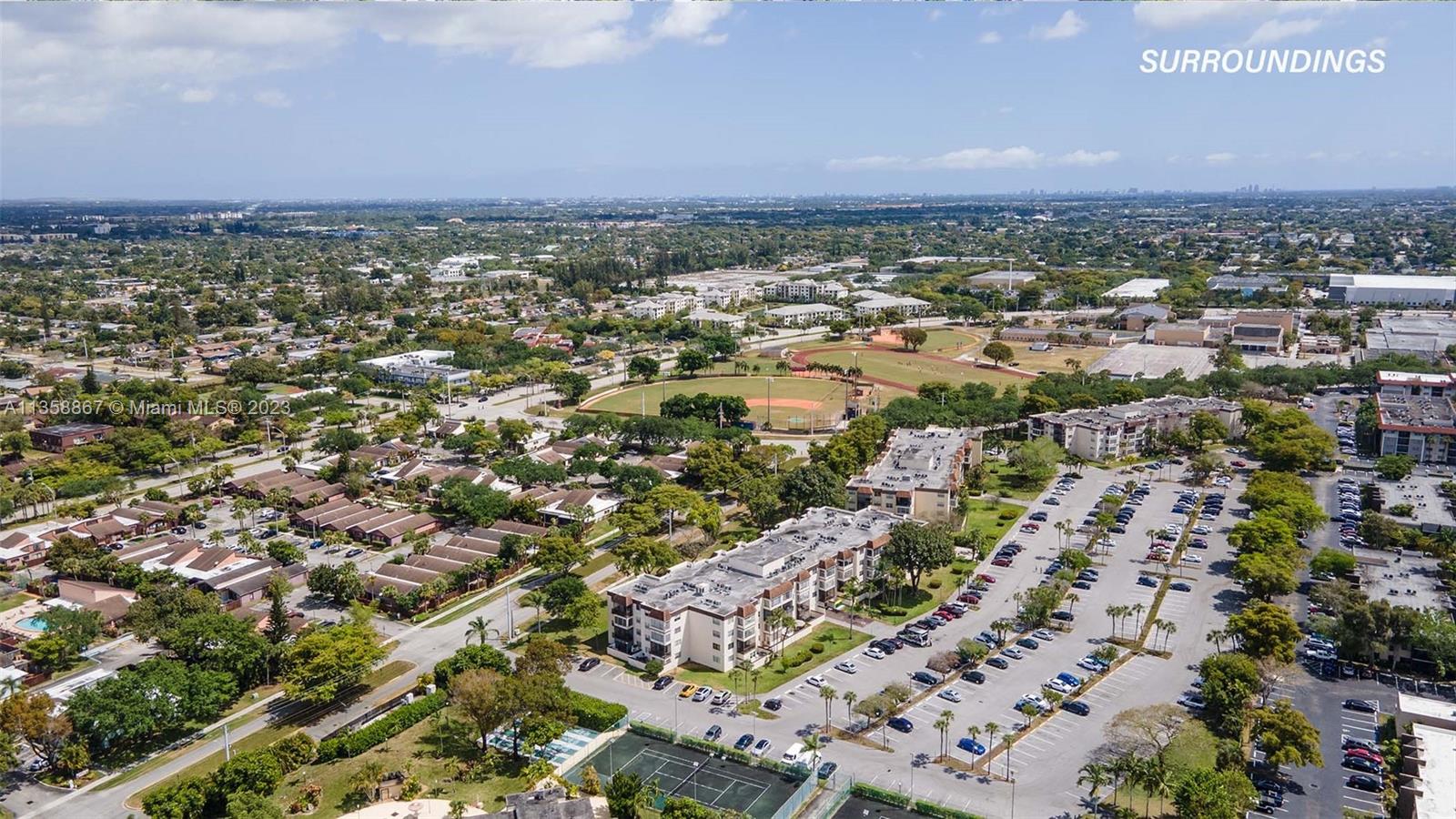 7300 Northwest 17th Street, Unit 314 Plantation, FL 33313 - Photo 26 of 30 an aerial view of multiple house