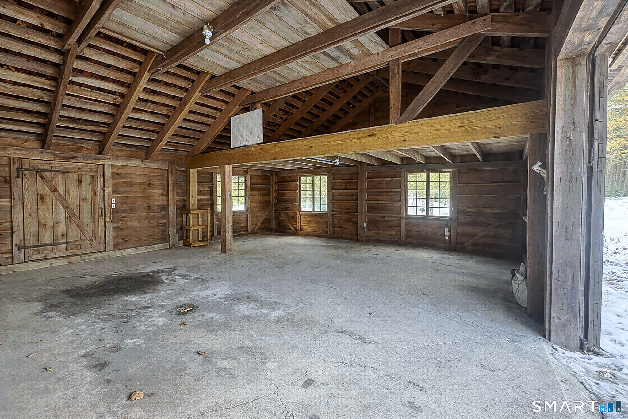 45 Hoppen Road, Unit MAIN New Hartford, CT 06057 - Photo 31 of 49 a view of an empty room