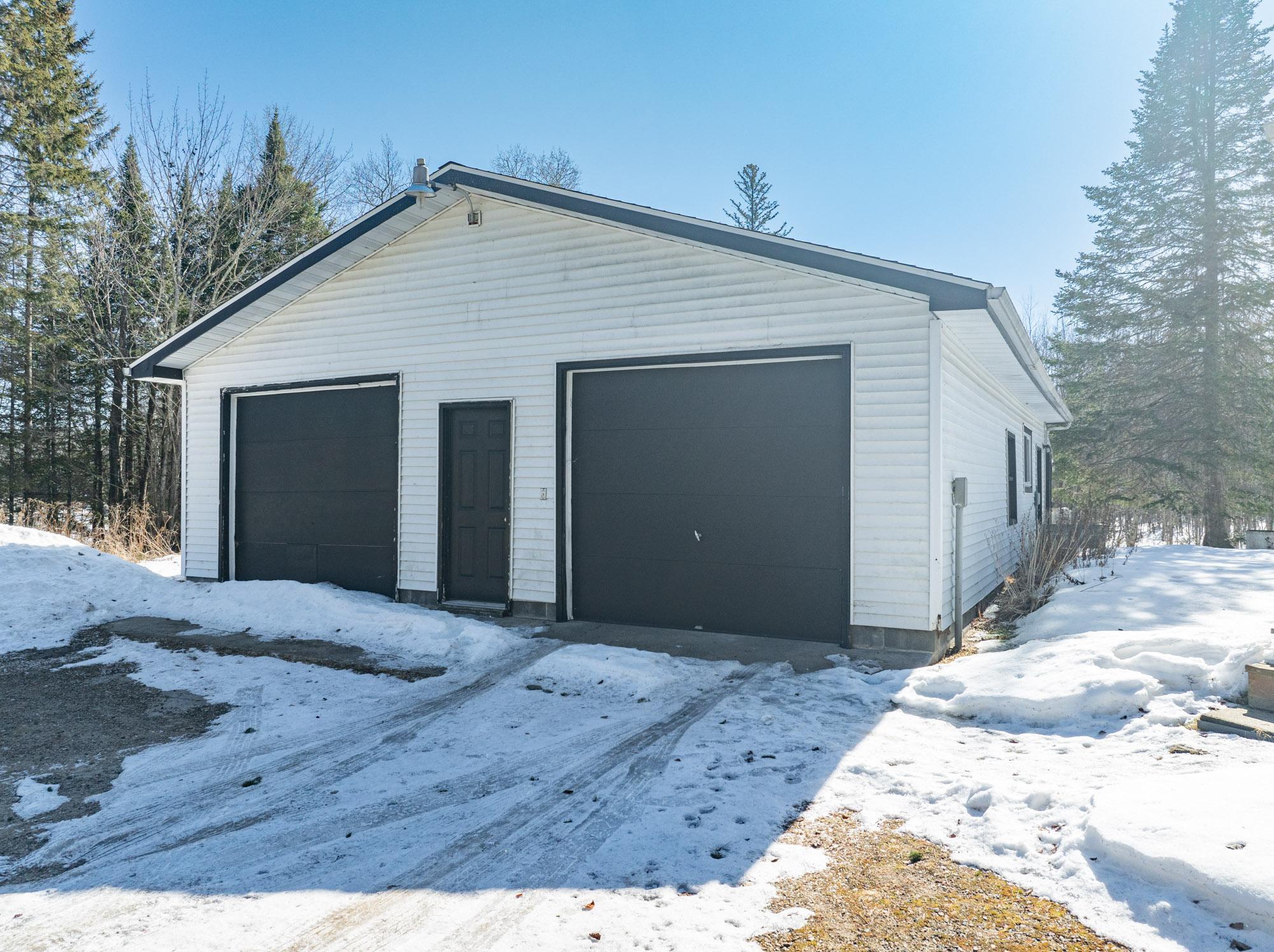 19051 County Road 12 Pengilly, MN 55775 - Photo 5 of 54
