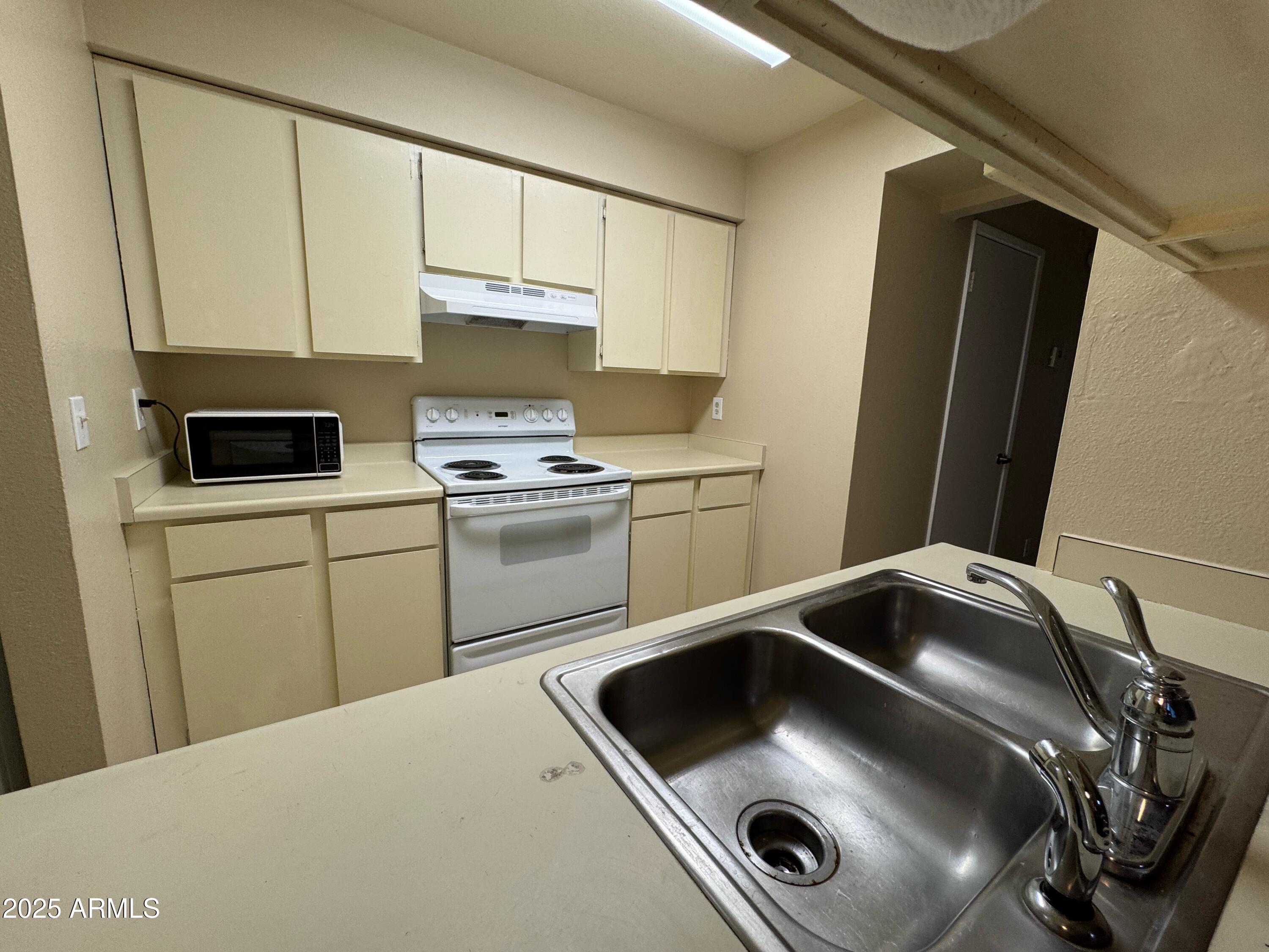 1814 West Village Way Tempe, AZ 85282 - Photo 11 of 23 KIT