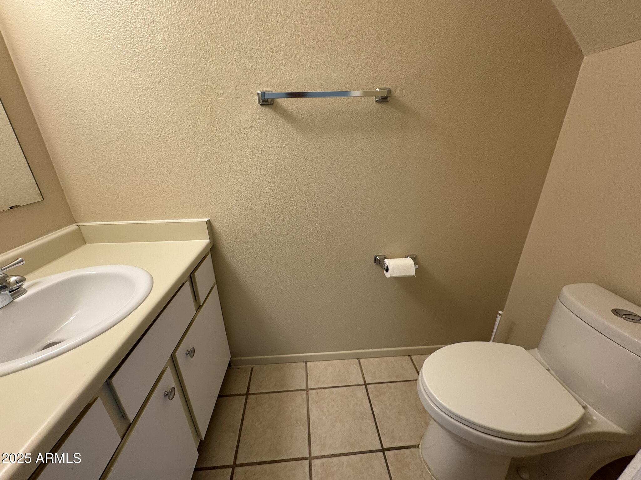 1814 West Village Way Tempe, AZ 85282 - Photo 13 of 23 BATH