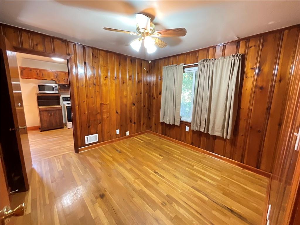 2492 Hunting Valley Drive Decatur, GA 30033 - Photo 23 of 30 a view of a room with a balcony