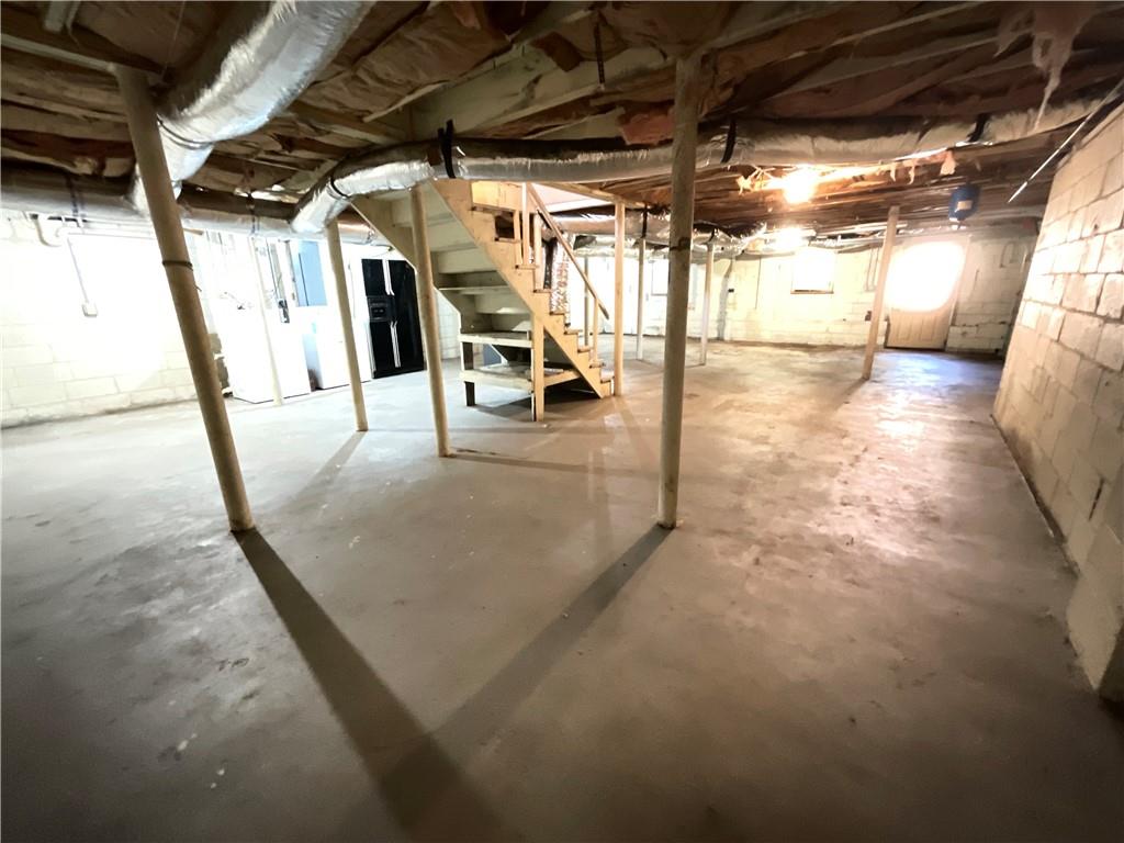 2492 Hunting Valley Drive Decatur, GA 30033 - Photo 30 of 30 a view of a garage