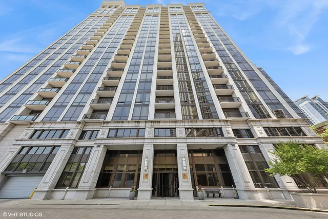 $409,000 | 233 East 13th Street, Unit 2210, Chicago, IL 60605