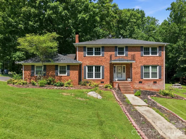 $325,000 | 994 Tamworth Road, Asheboro, NC 27203