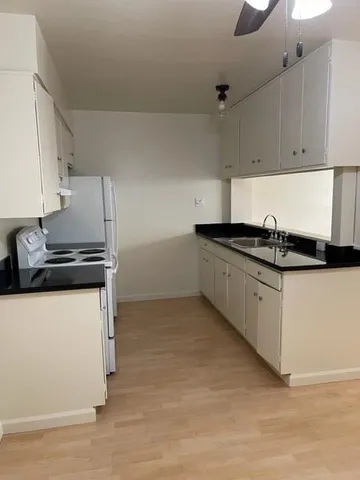 $2,395 | 144 24th Avenue, San Mateo, CA 94403