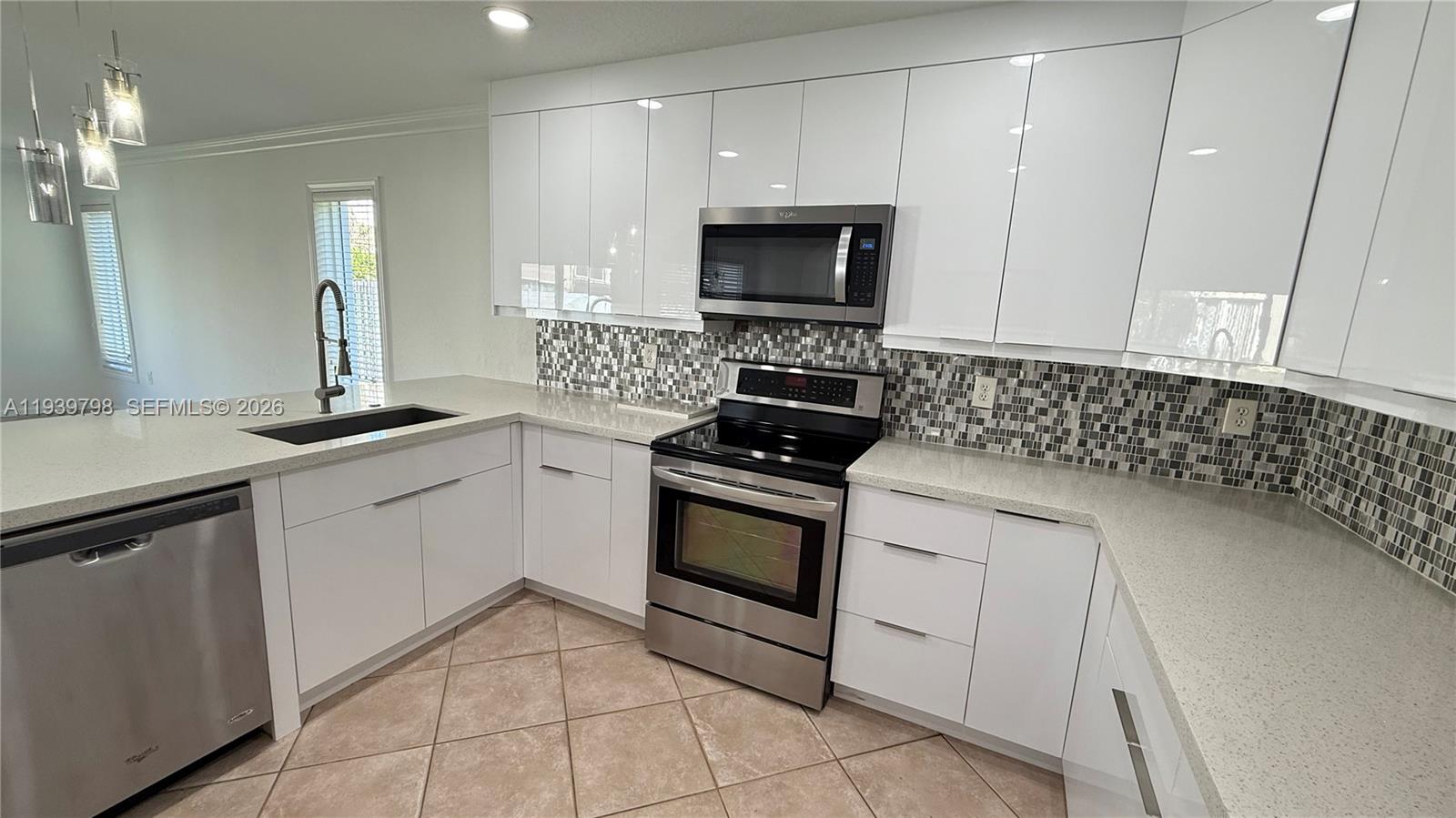 16353 Southwest 29th Street Miramar, FL 33027 - Photo 10 of 24