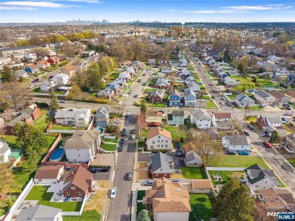 $619,000 | 271 Outwater Lane, Saddle Brook, NJ 07663