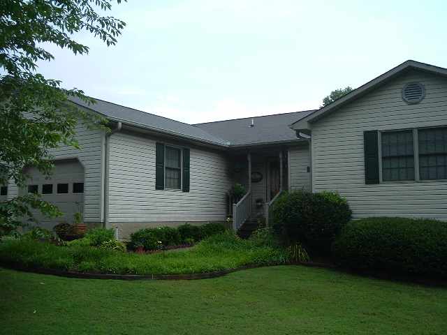 123 Poplar Ridge Drive Westminster, SC 29693 - Photo 1 of 7 Gallery Image 1