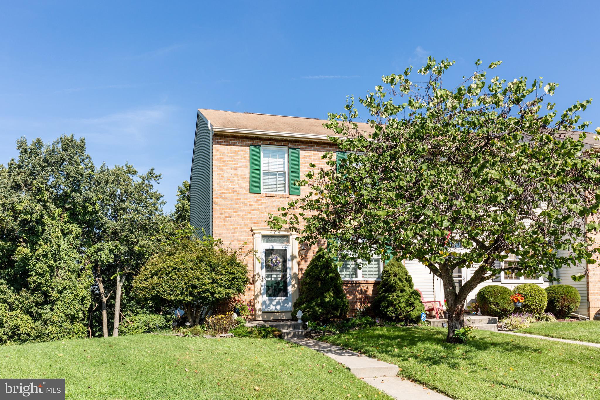 424 Logan Drive Westminster, MD 21157 - Photo 1 of 31 End of Row Delight