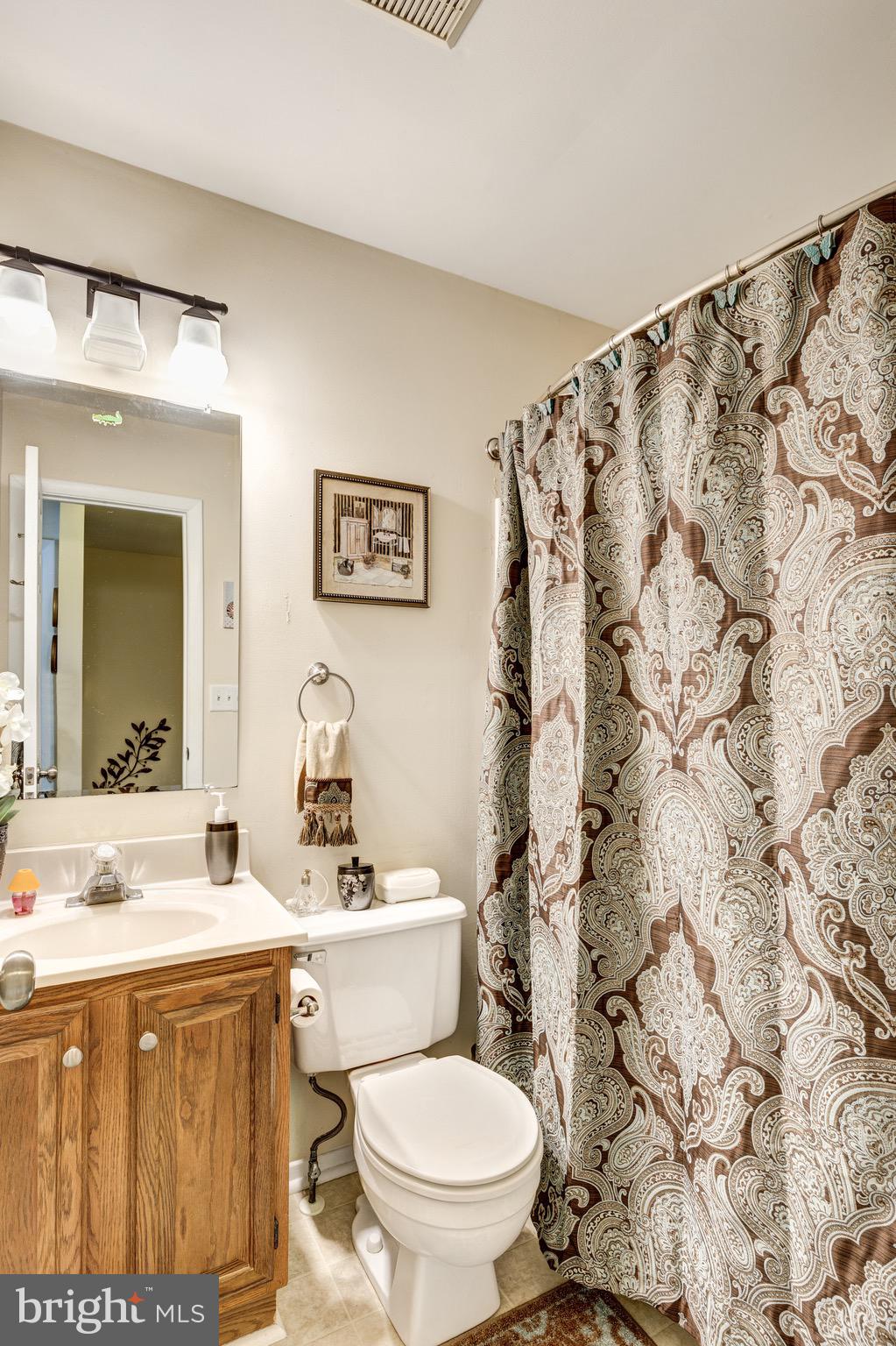 424 Logan Drive Westminster, MD 21157 - Photo 12 of 31 Bedroom Level Full Bath