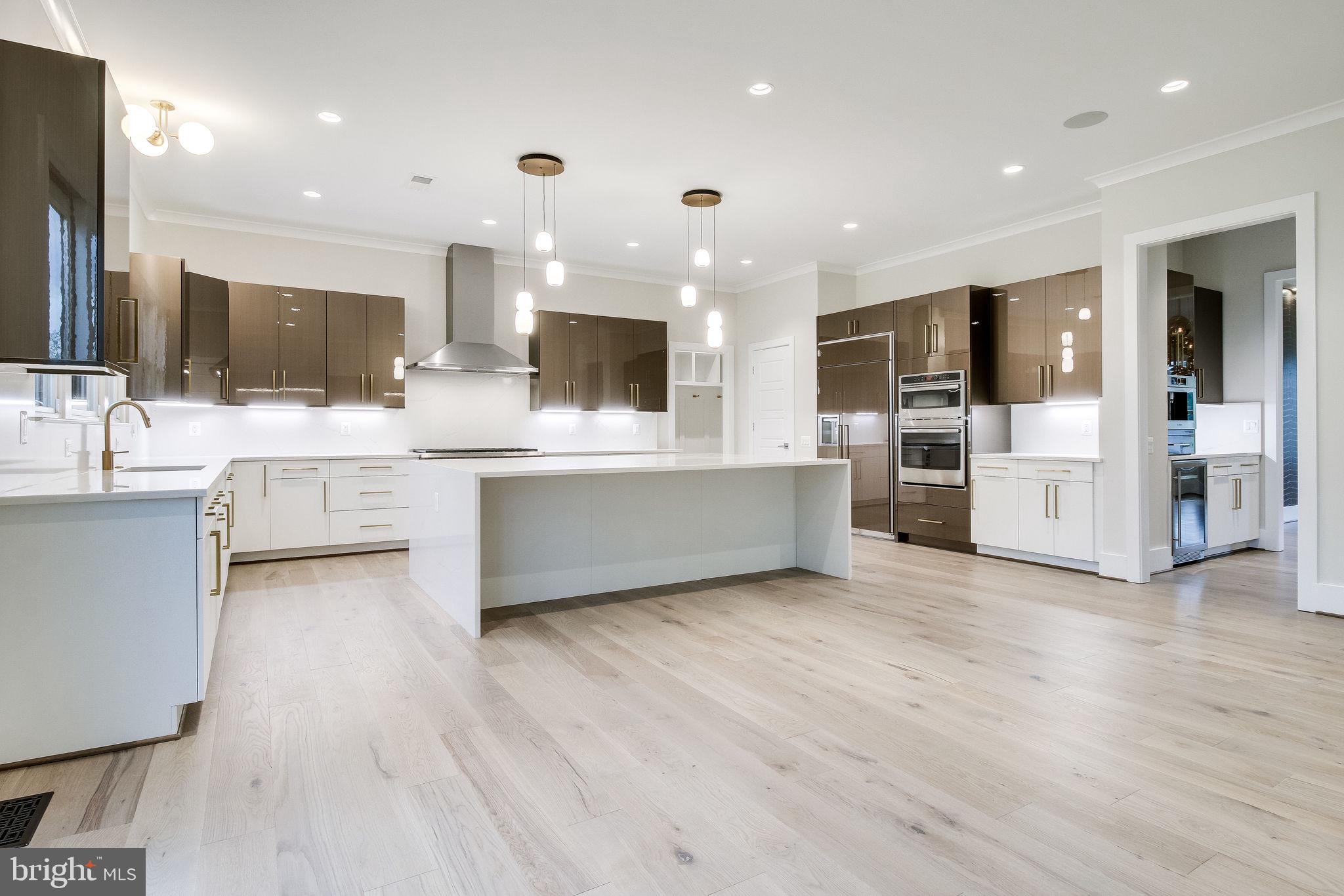 11705 Valley Road Fairfax, VA 22033 - Photo 19 of 63 Kitchen