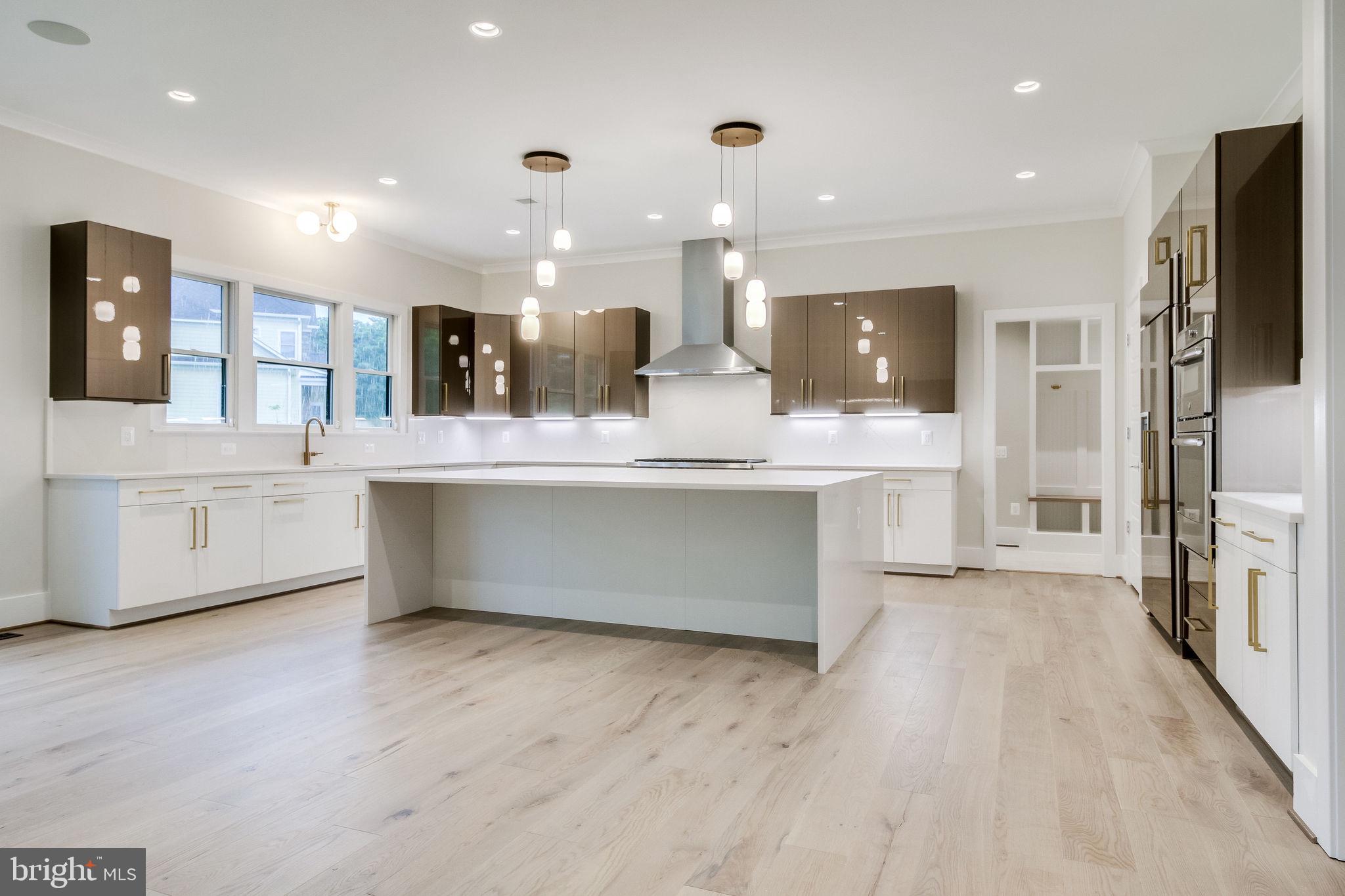 11705 Valley Road Fairfax, VA 22033 - Photo 20 of 63 Kitchen