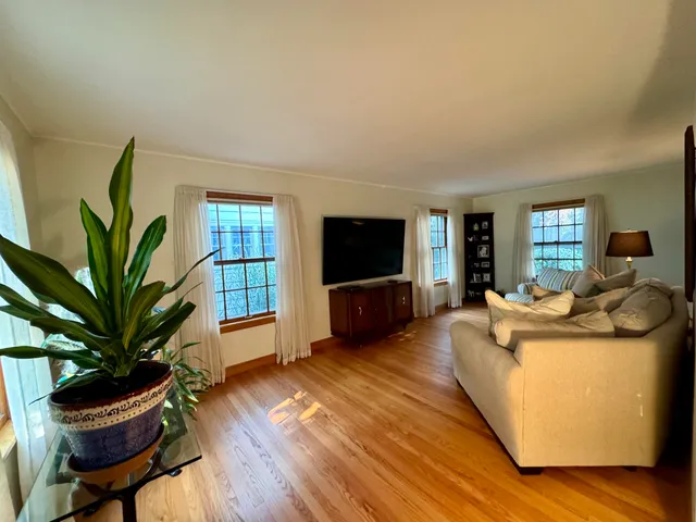 $349,900 | 2572 North 73rd Street, Wauwatosa, WI 53213