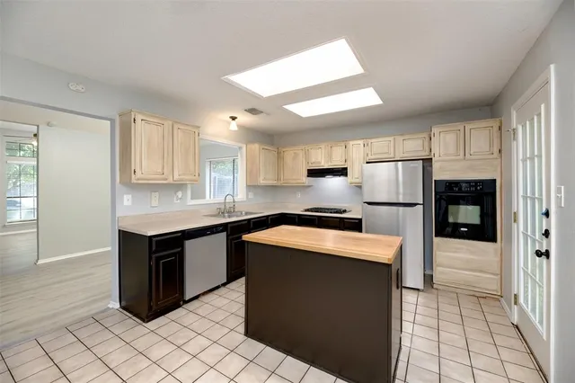 $1,995 | 4013 David Circle, Rowlett, TX 75088