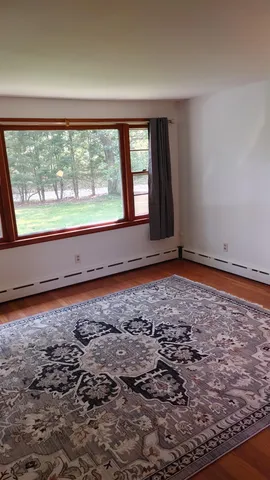 $2,400 | 335 Tolend Road, Dover, NH 03820