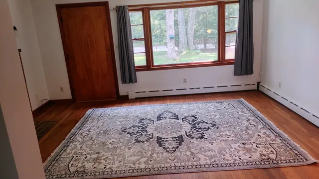 $2,400 | 335 Tolend Road, Dover, NH 03820