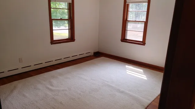 $2,400 | 335 Tolend Road, Dover, NH 03820