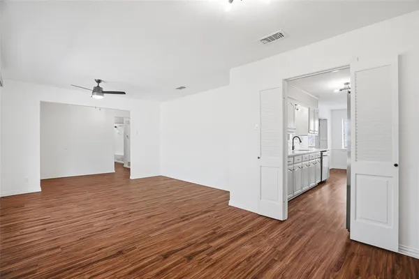 $2,400 | 8013 Carrick Street, Benbrook, TX 76116