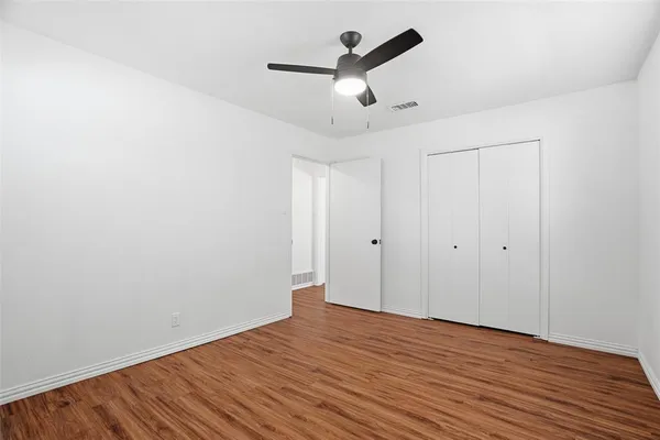 $2,400 | 8013 Carrick Street, Benbrook, TX 76116