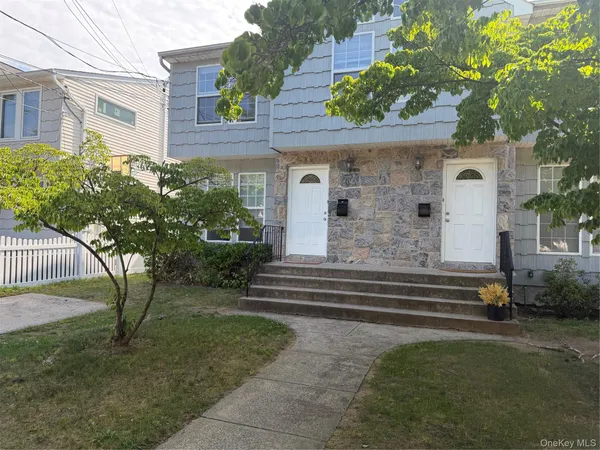 $5,800 | 62 Hickory Road, Unit B, Port Washington, NY 11050