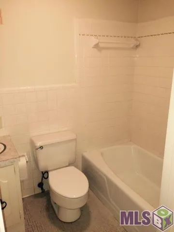 $2,700 | 1913 Country Club Drive, Baton Rouge, LA 70808