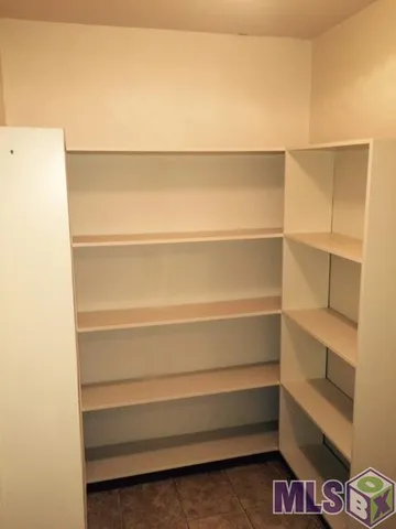 $2,700 | 1913 Country Club Drive, Baton Rouge, LA 70808