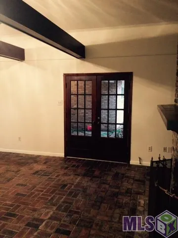 $2,700 | 1913 Country Club Drive, Baton Rouge, LA 70808