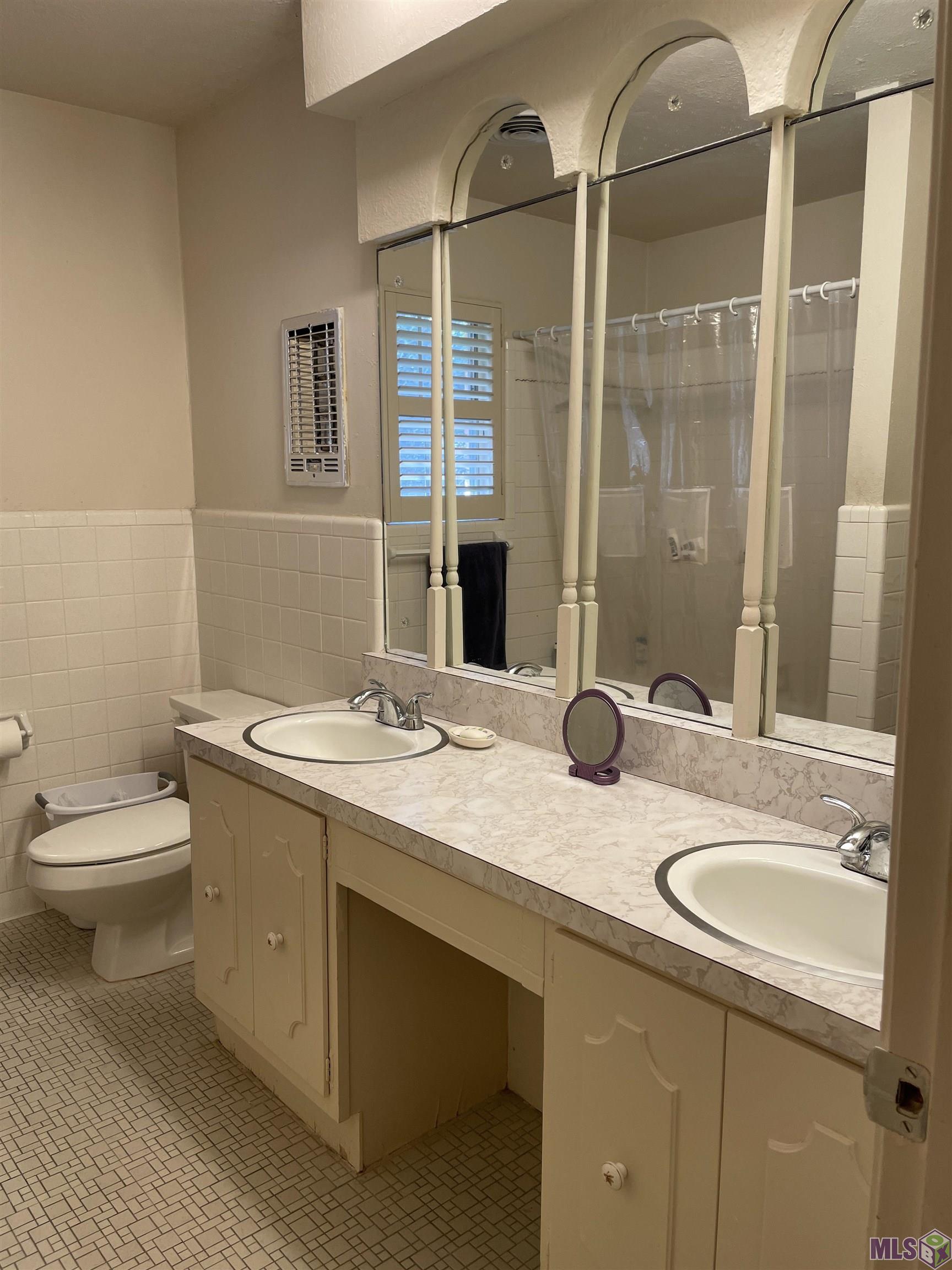 1913 Country Club Drive Baton Rouge, LA 70808 - Photo 9 of 18