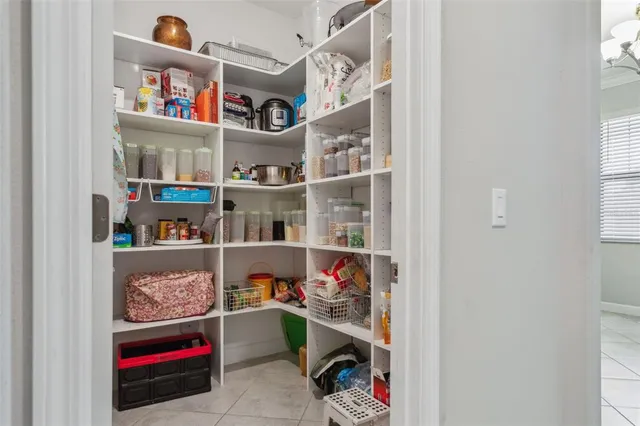 $4,000 | 16312 Hyde Manor Drive, Tampa, FL 33647