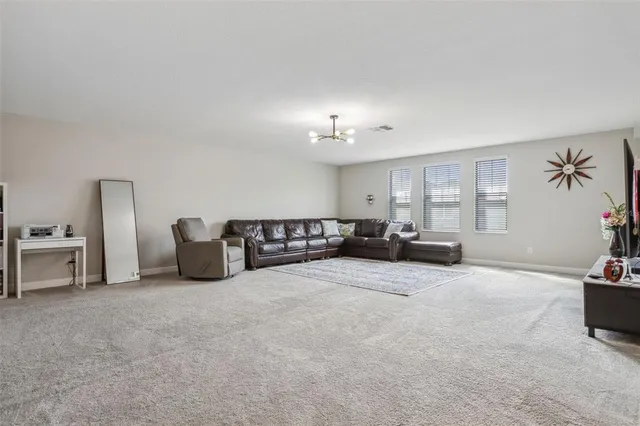 $4,000 | 16312 Hyde Manor Drive, Tampa, FL 33647