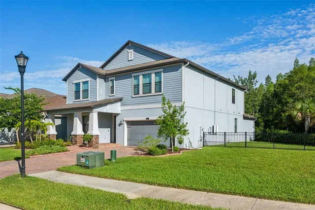 $4,000 | 16312 Hyde Manor Drive, Tampa, FL 33647