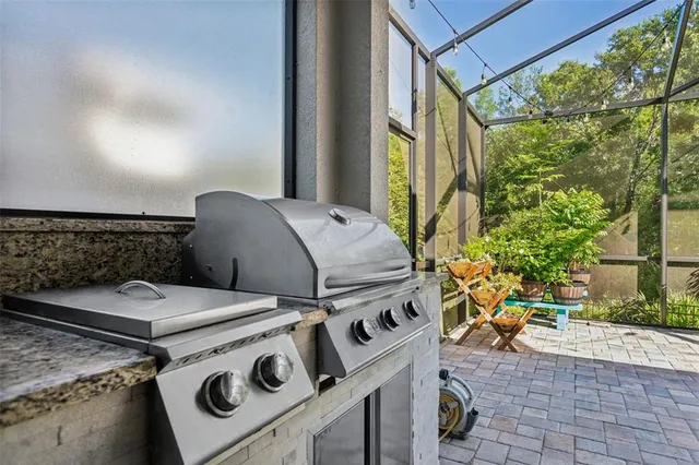 $4,000 | 16312 Hyde Manor Drive, Tampa, FL 33647