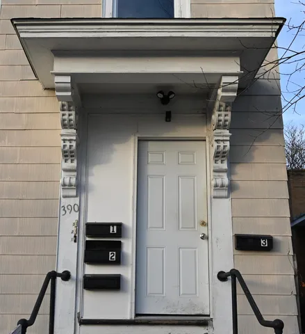 $769,500 | 390 Cedar Street, Manchester, NH 03103