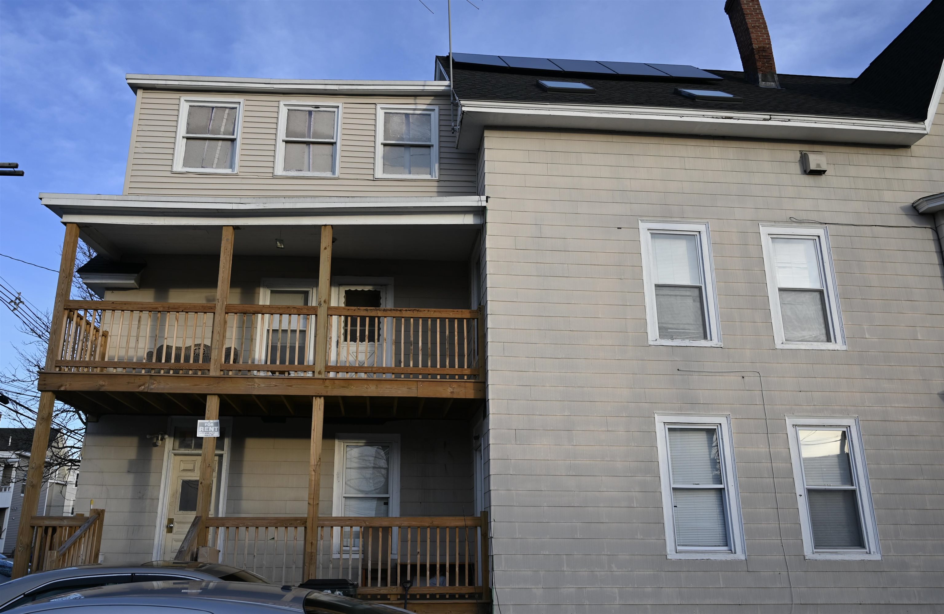 390 Cedar Street Manchester, NH 03103 - Photo 6 of 18