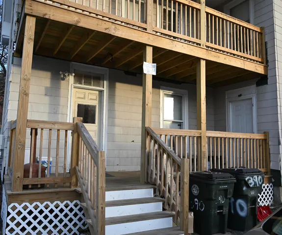 $769,500 | 390 Cedar Street, Manchester, NH 03103