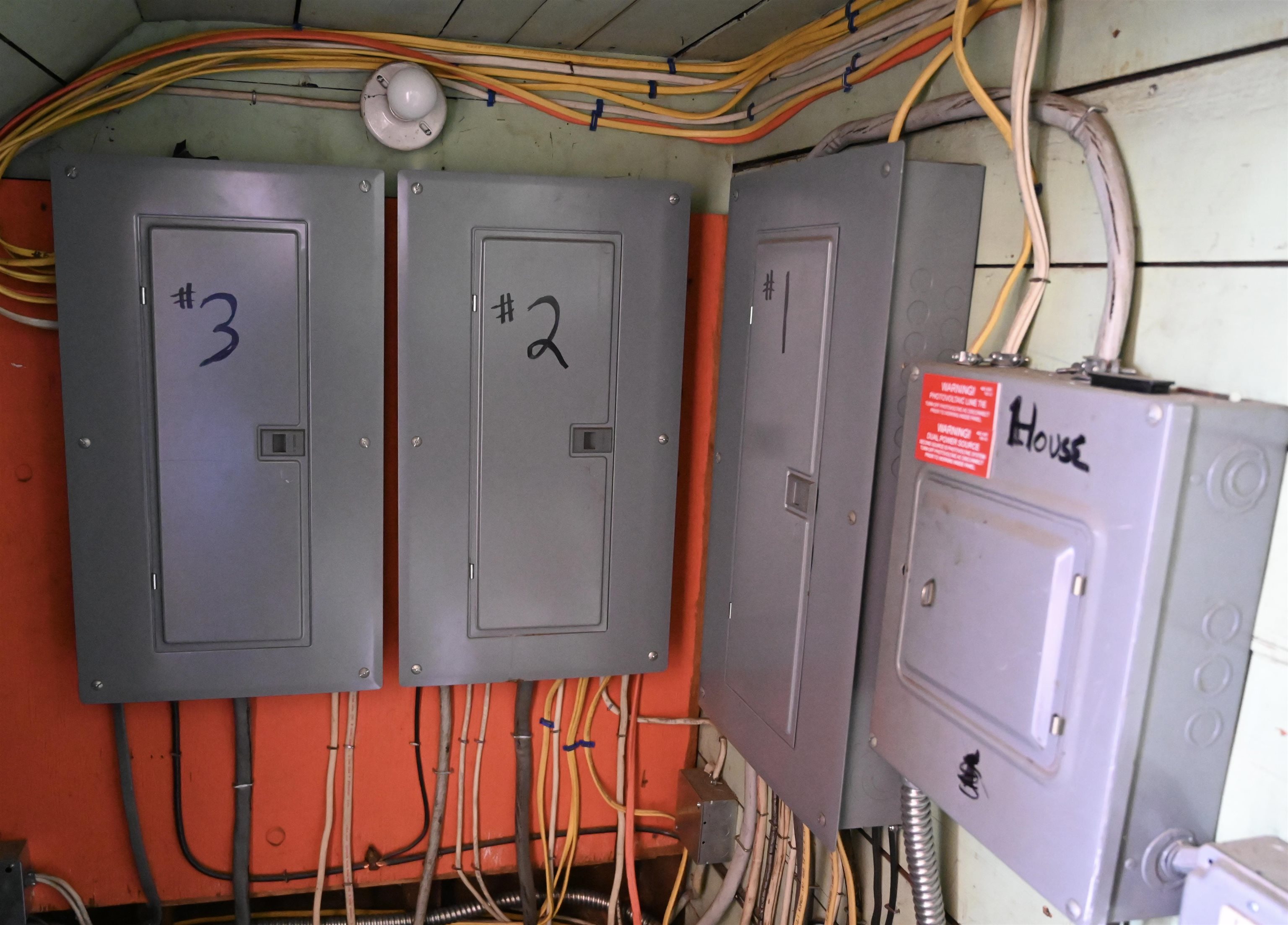 390 Cedar Street Manchester, NH 03103 - Photo 9 of 18