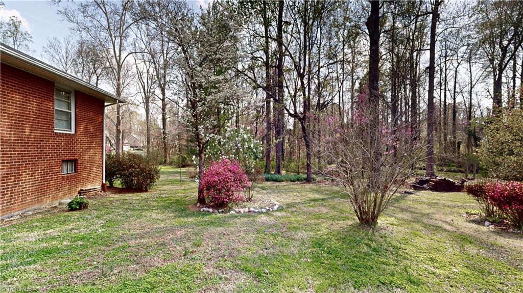 117 Hillcrest Road Thomasville, NC 27360 - Photo 12 of 43