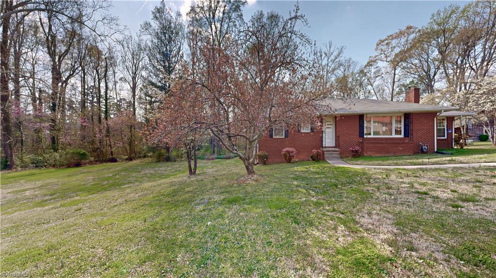 117 Hillcrest Road Thomasville, NC 27360 - Photo 4 of 43