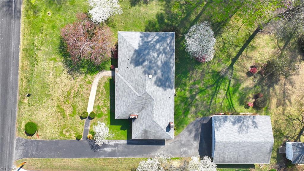 117 Hillcrest Road Thomasville, NC 27360 - Photo 10 of 43