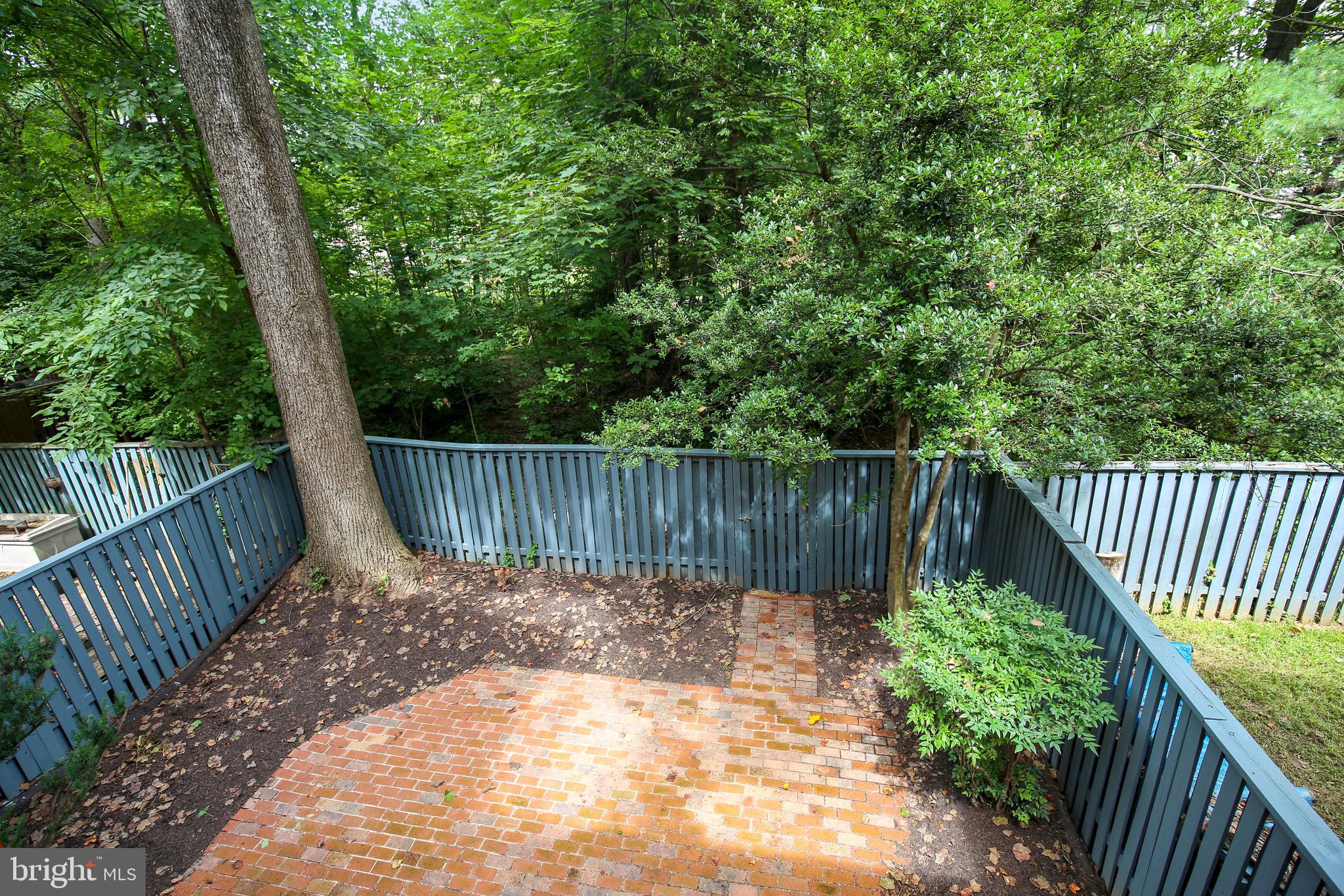11533 Links Drive Reston, VA 20190 - Photo 27 of 30 Fenced in Yard