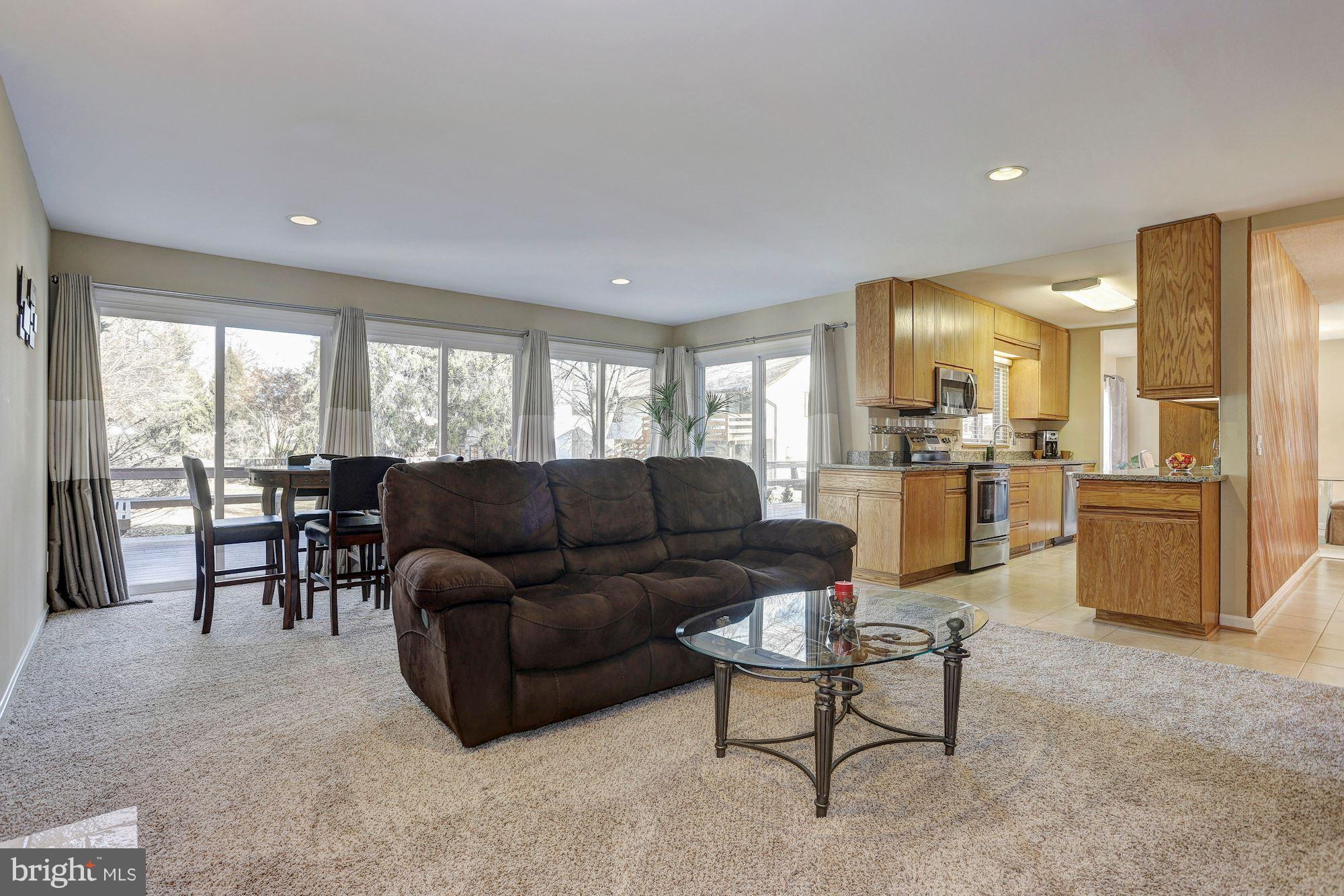9306 Soaring Hill Road Columbia, MD 21045 - Photo 13 of 30 Family Room