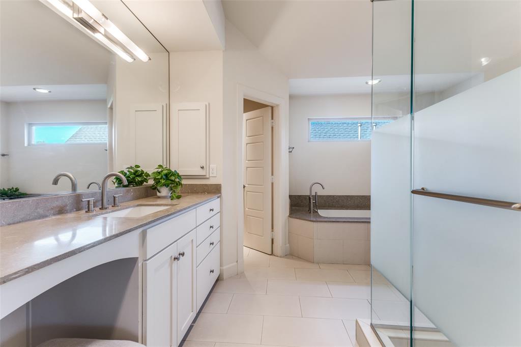 6734 Williamson Road Dallas, TX 75214 - Photo 23 of 38