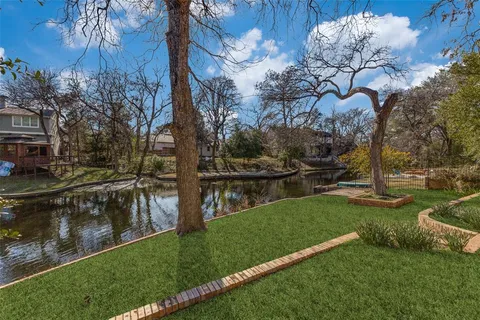 $1,599,000 | 6734 Williamson Road, Dallas, TX 75214