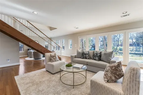 $1,599,000 | 6734 Williamson Road, Dallas, TX 75214