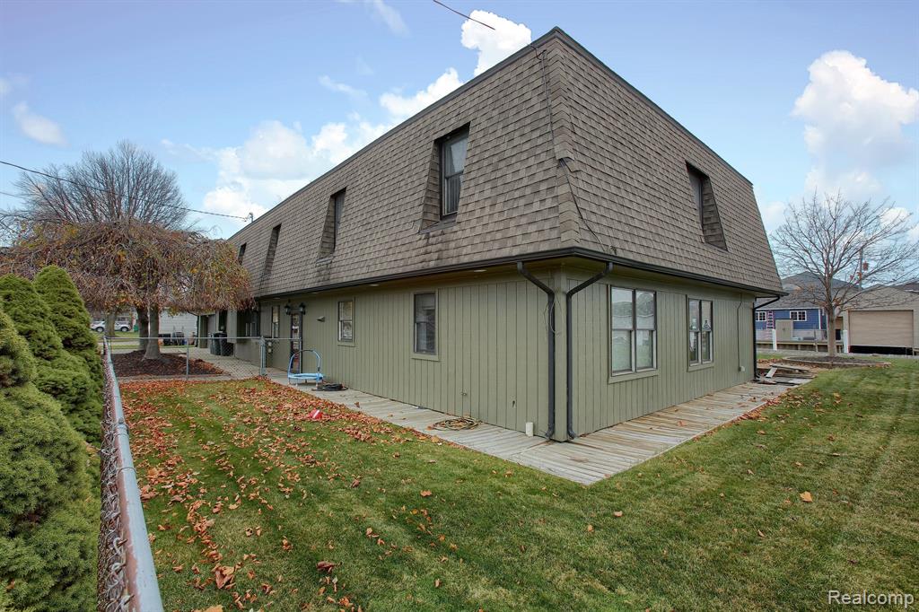 46070 Edgewater Street Chesterfield, MI 48047 - Photo 46 of 65